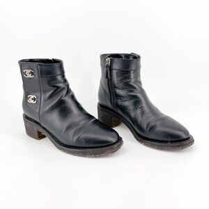 Chanel CC Turnlock Ankle Boot Size 36.5 US 5.5-6 Black Leather Moto Biker Bootie